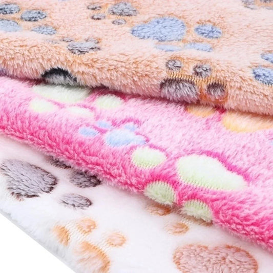 Soft & Fluffy Pet Blanket by luvipets